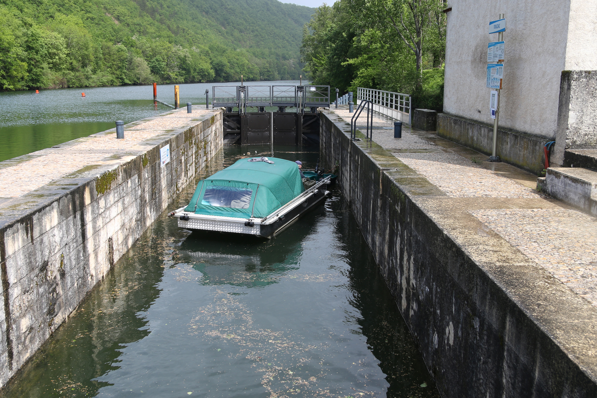 River Lot, France - Rules, Tips, Bait & Advice Gilly